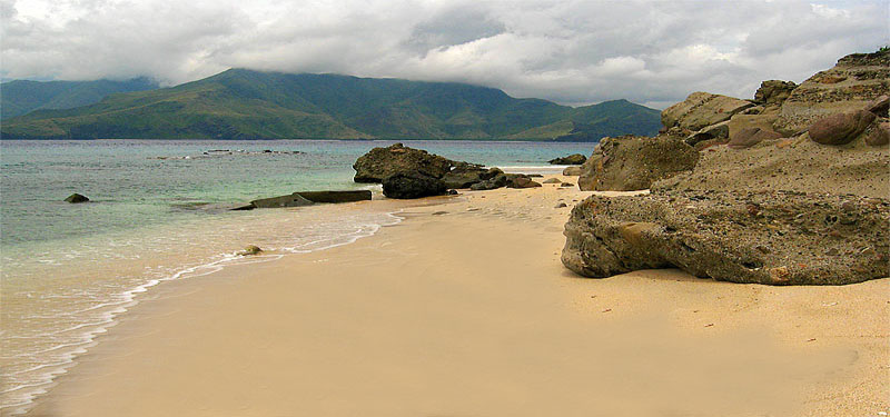 Capones Island Beach in Philippines