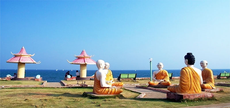 Bheemunipatnam Beach in Andhra Pradesh