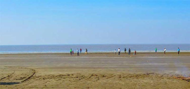 Dabhari Beach in Gujarat