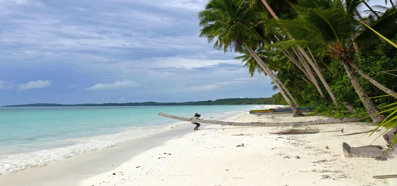 Ngur Bloat Beach in Indonesia