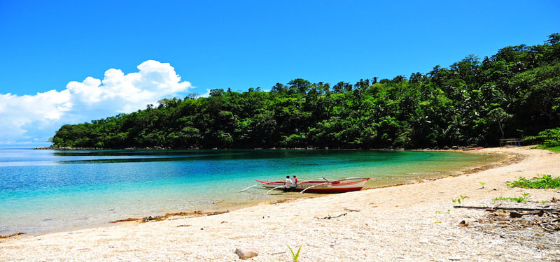 Atulayan Island Beach in Philippines