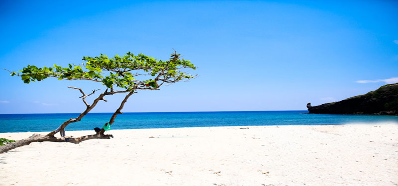 Camara Island Beach in Philippines