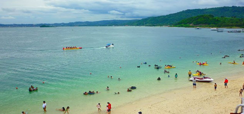 Mutun Beach in Sumatra